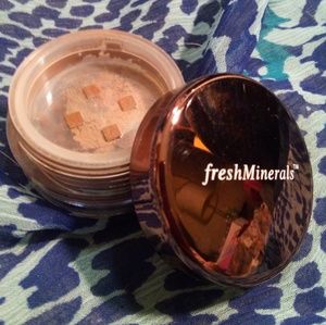 PICK 5 FOR 25 FRESHMINERALS EYESHADOW